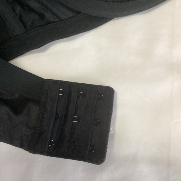 CACIQUE: black, with white lace overlay boost plunge bra 40DD - Picture 4 of 6